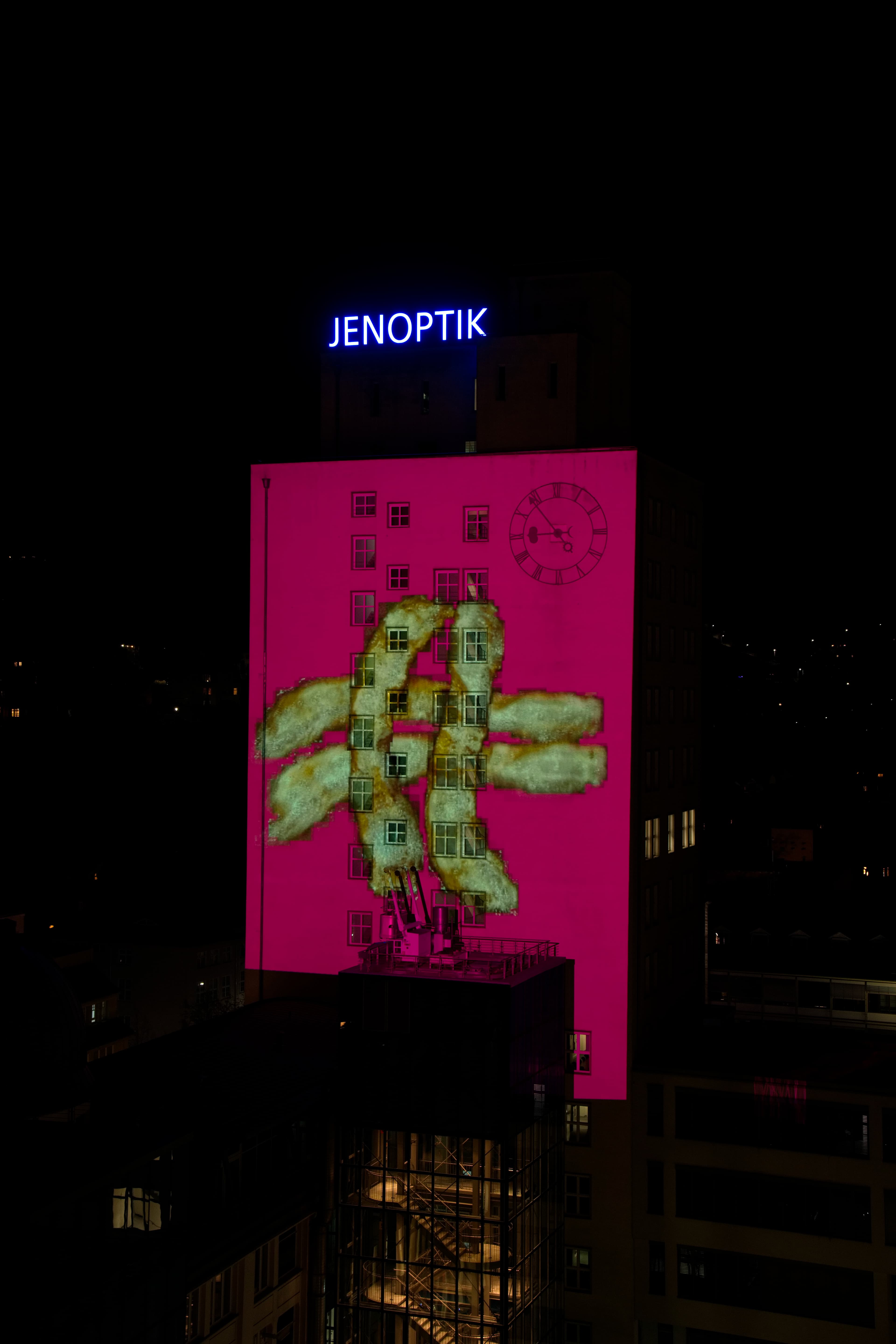 Installation view at tangente digital art, Jena — vertical screen in the gallery.